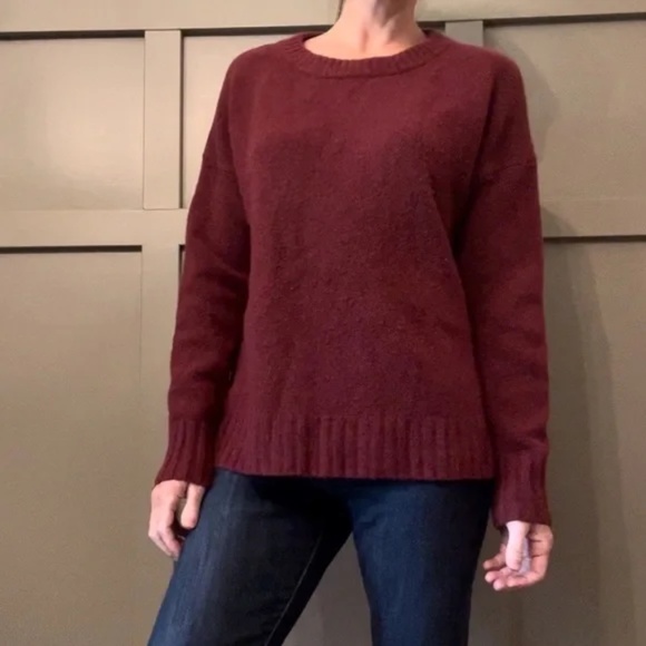 J. Crew Oversized Crewneck Sweater in Supersoft Yarn Merino Wool Alpaca Burgundy - Picture 1 of 10